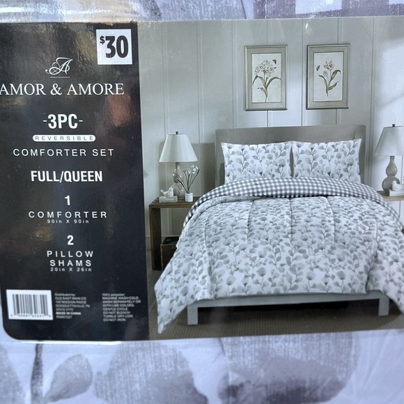 NWT Full/Queen Comforter Set| Amor & Amore | Gray and White Floral - Picture 2 of 5